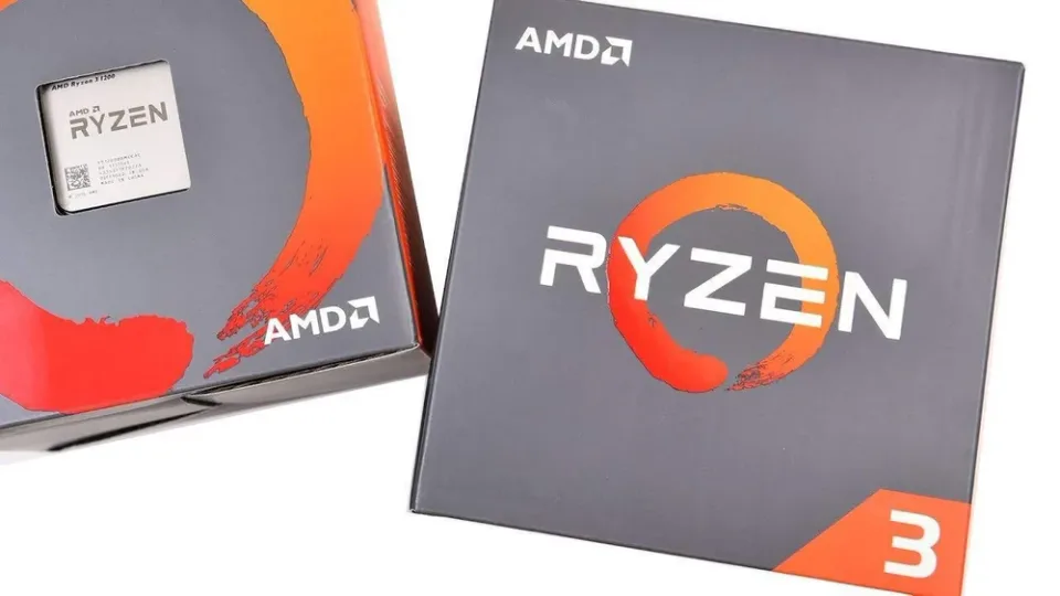 AMD Ryzen 3 2200G processor — Product photo