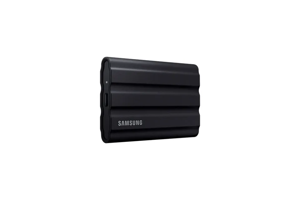 Samsung T7 Shield 1 TB portable SSD (black) — Product photo